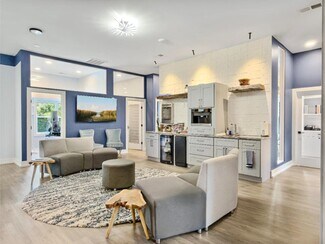 Plus de détails pour 668 Marina Dr, Charleston, SC - Bureau à vendre