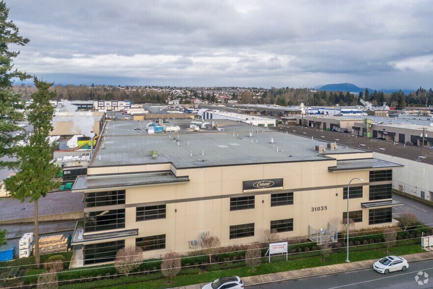 31035 Wheel Ave, Abbotsford, BC à louer - Photo du bâtiment - Image 3 de 3