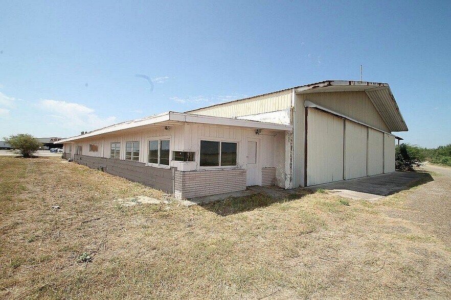 0000 N. FM 1425, Mercedes, TX à vendre - Photo du bâtiment - Image 1 de 11