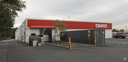 84 Jericho Tpke, Jericho, NY for lease Building Photo- Image 1 of 1