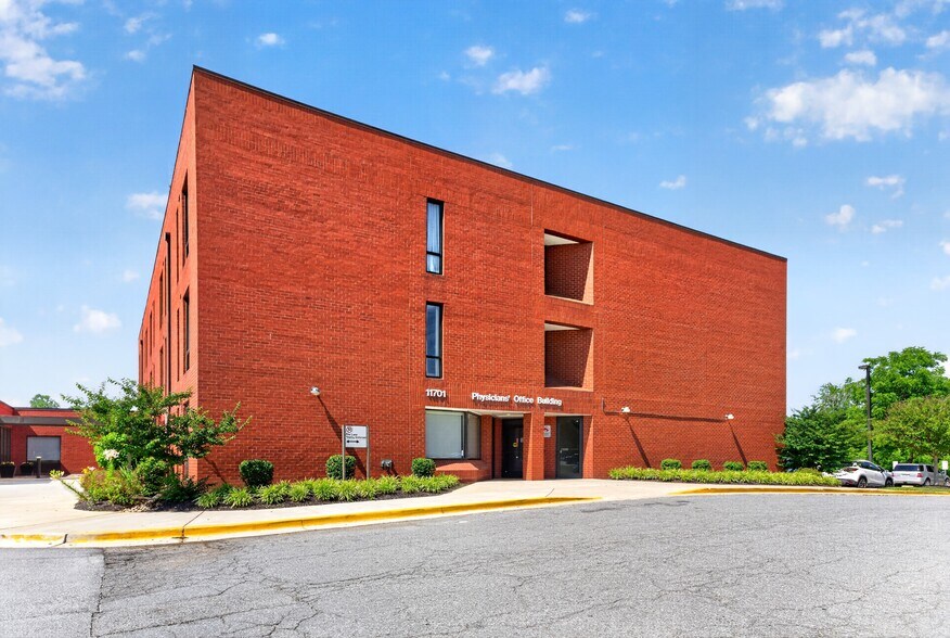 11701 Livingston Rd, Fort Washington, MD à vendre - Photo du bâtiment - Image 1 de 1