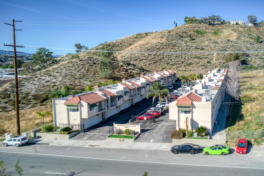 18335-18345 Sierra Hwy, Santa Clarita, CA à louer - Photo du b timent - Image 3 de 8