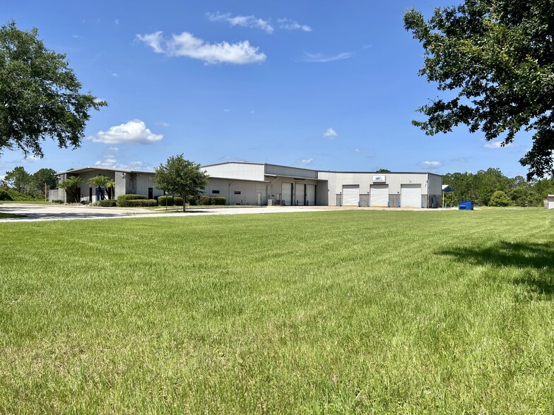 FLEX SPACE NEAR THE VILLAGES, Leesburg, FL à vendre - Photo du bâtiment - Image 1 de 1