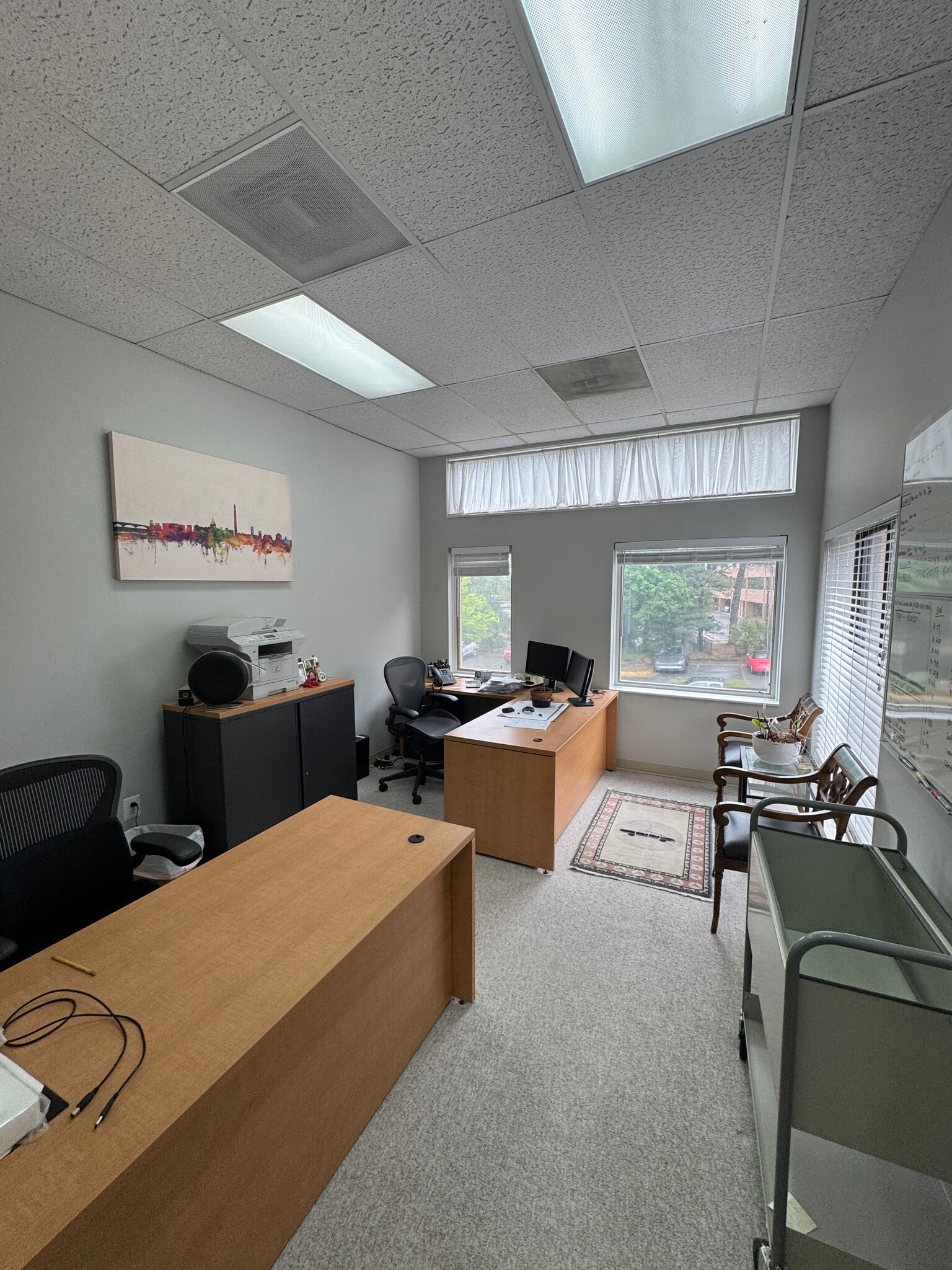 6736-6744 Old Mclean Village Dr, McLean, VA for lease Interior Photo- Image 1 of 9