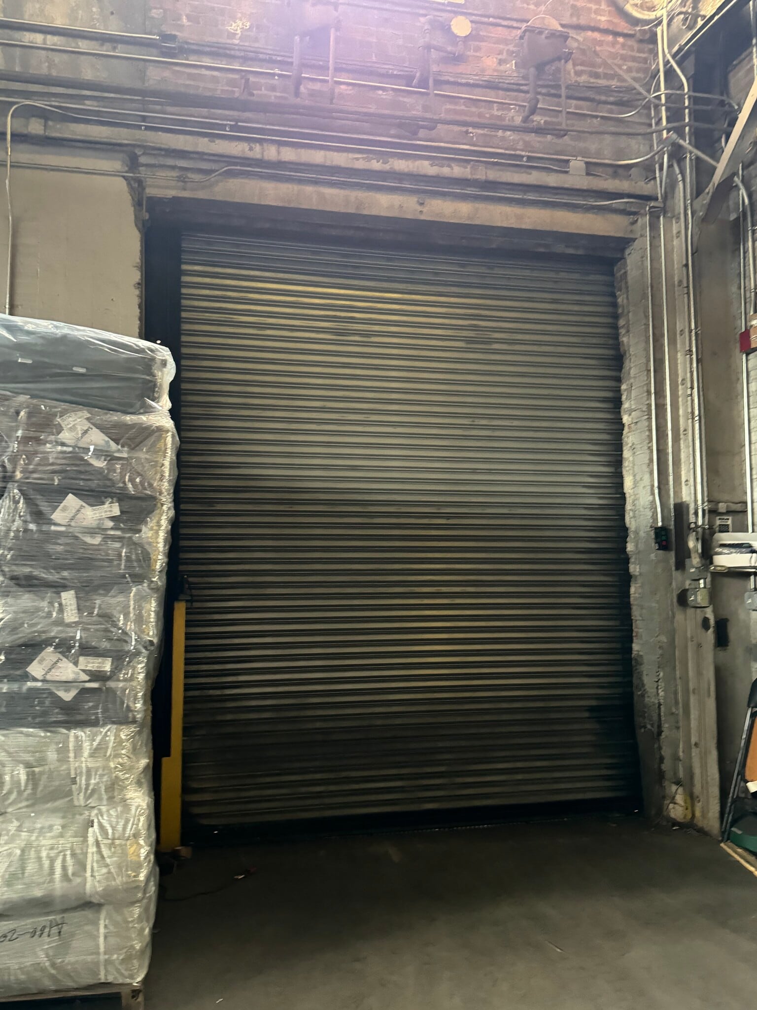 1819 Flushing Ave, Ridgewood, NY for lease Interior Photo- Image 1 of 6