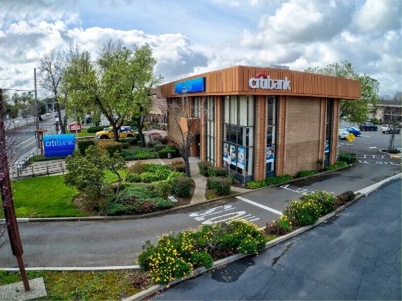 5618 Freeport Blvd, Sacramento, CA for lease - Building Photo - Image 3 of 5