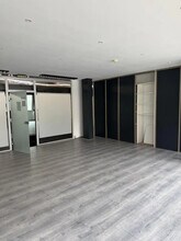 32 Rue De Paradis, Paris for sale Interior Photo- Image 2 of 3