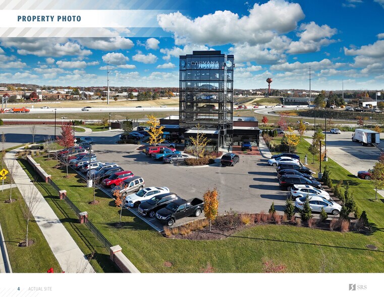 26890 Adell Center Dr, Novi, MI à vendre - Photo du bâtiment - Image 3 de 8