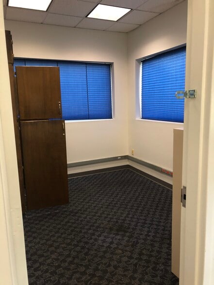 318 W Howell St, Hartwell, GA for lease - Interior Photo - Image 3 of 15