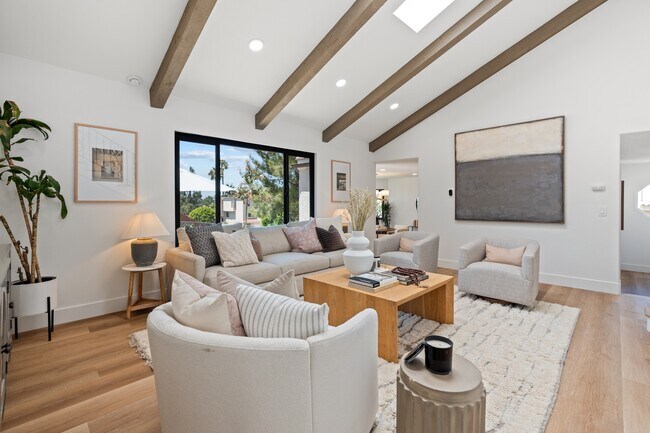 Plus de détails pour 6801 El Fuerte St, Carlsbad, CA - Multi-résidentiel à vendre