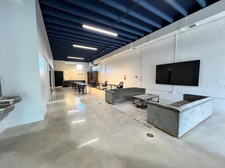 8747 SW 134th St, Miami, FL à louer - Photo intérieure - Image 3 de 18