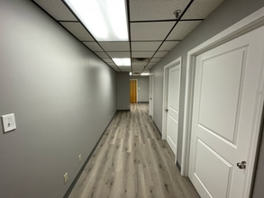 136 S Illinois Ave, Oak Ridge, TN à louer Photo intérieure- Image 1 de 4