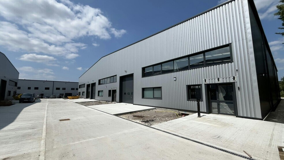 London Rd, Macclesfield à louer - Photo du bâtiment - Image 3 de 7