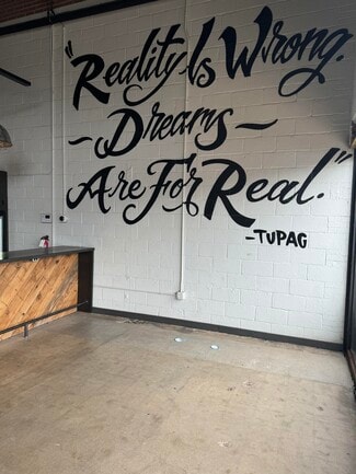 Plus de détails pour 2919 Commerce St, Dallas, TX - Bureau à louer