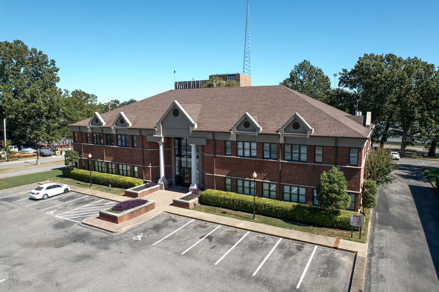 2693 Union Avenue Ext, Memphis, TN à louer - Photo du bâtiment - Image 3 de 13