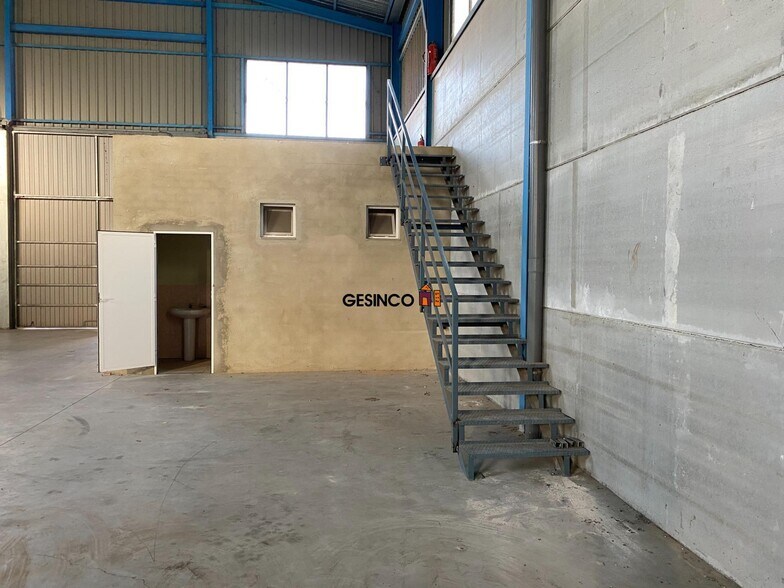 Industrial in Ontinyent, Valencia for lease - Interior Photo - Image 3 of 12