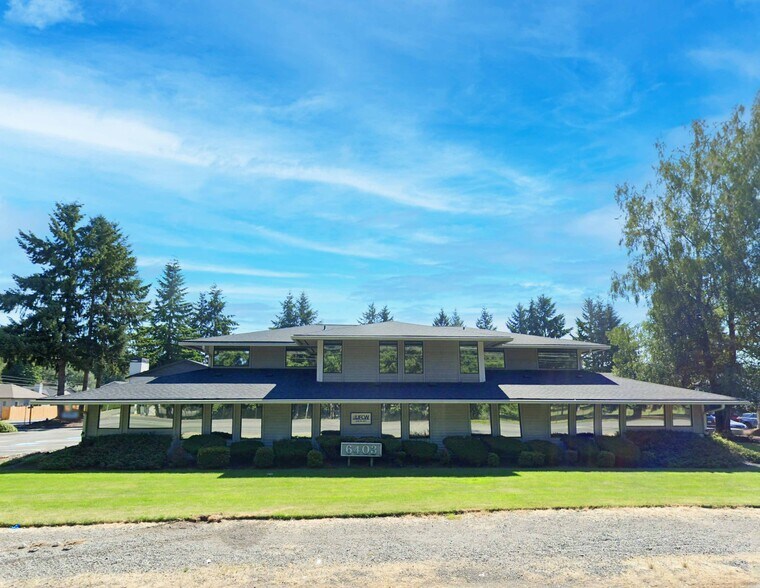 6403 Lakewood Dr W, Tacoma, WA à vendre - Photo du bâtiment - Image 1 de 5