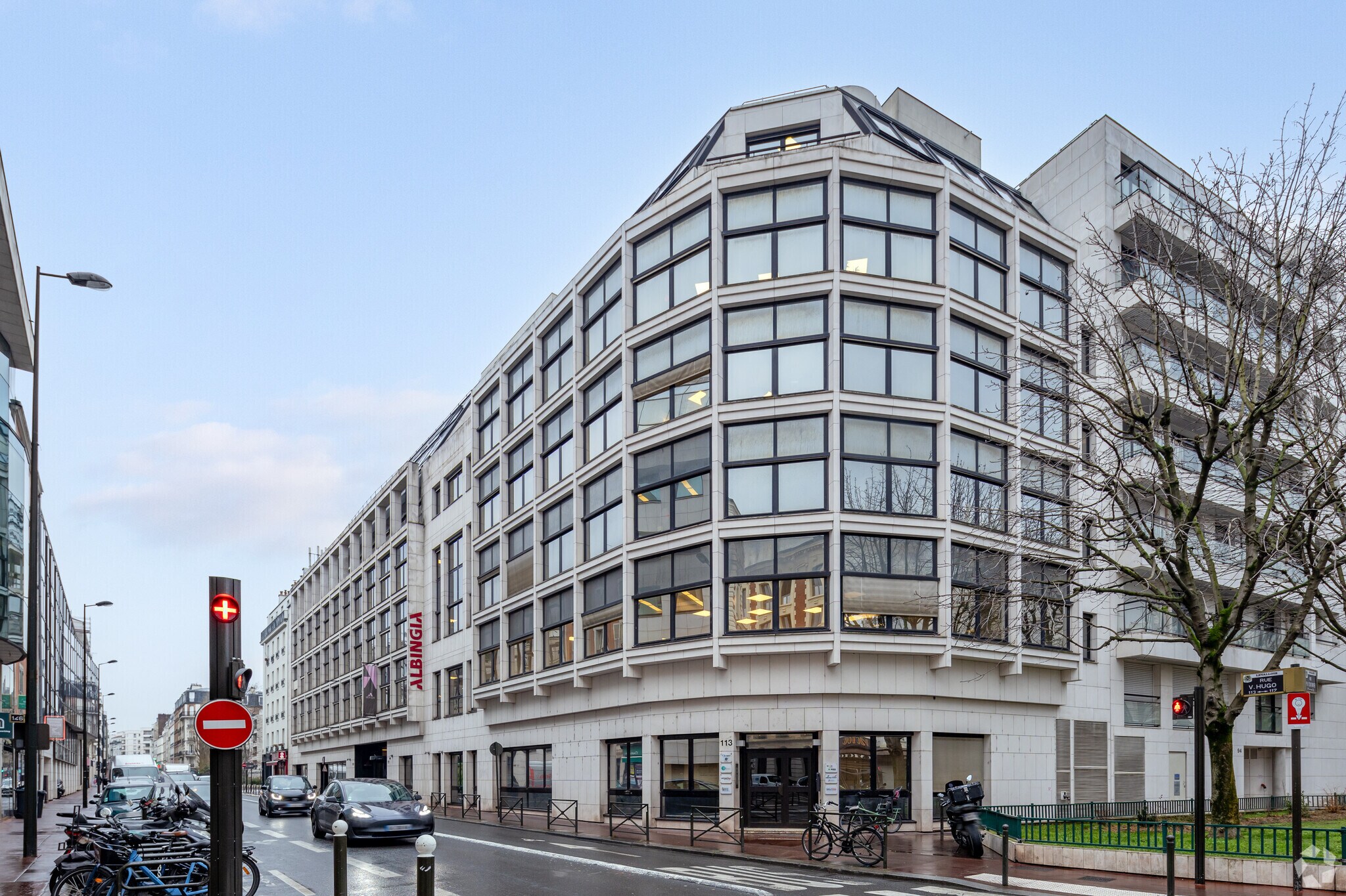 107-113 Rue Victor Hugo, Levallois-Perret à louer Photo du bâtiment- Image 1 de 17