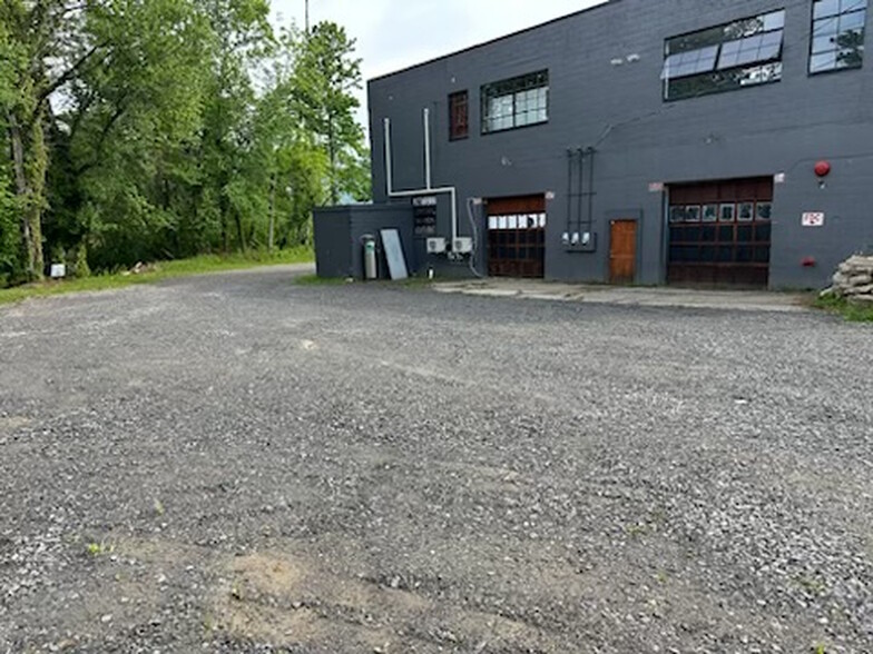 1940 S Main St, Waynesville, NC for lease - Building Photo - Image 2 of 5