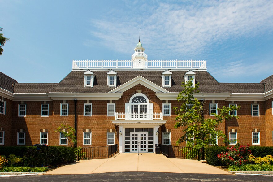 2821 N Ballas Rd, Town And Country, MO à louer - Photo du bâtiment - Image 1 de 18