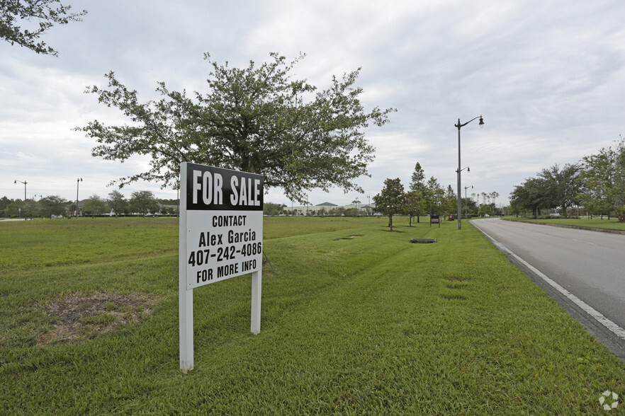 Town Center Blvd, Bunnell, FL à vendre - Photo principale - Image 1 de 1