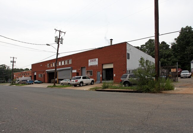 Plus de détails pour 5214-5216 Monroe Pl, Hyattsville, MD - Bureau à louer