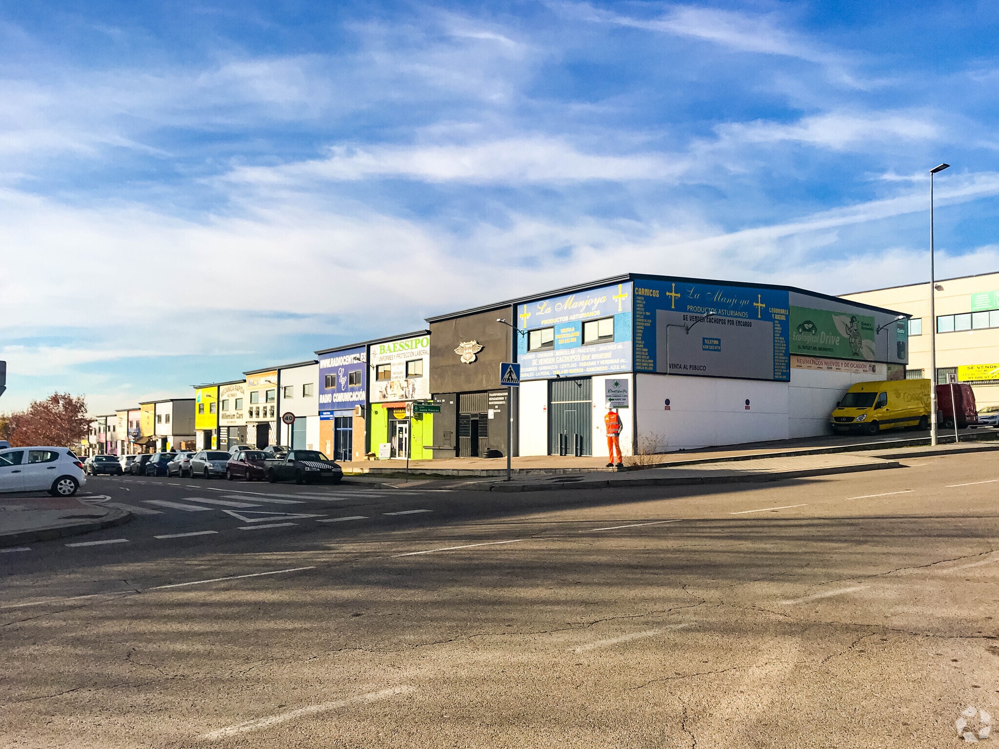 Industrial in Rivas-Vaciamadrid, Madrid for lease Primary Photo- Image 1 of 14