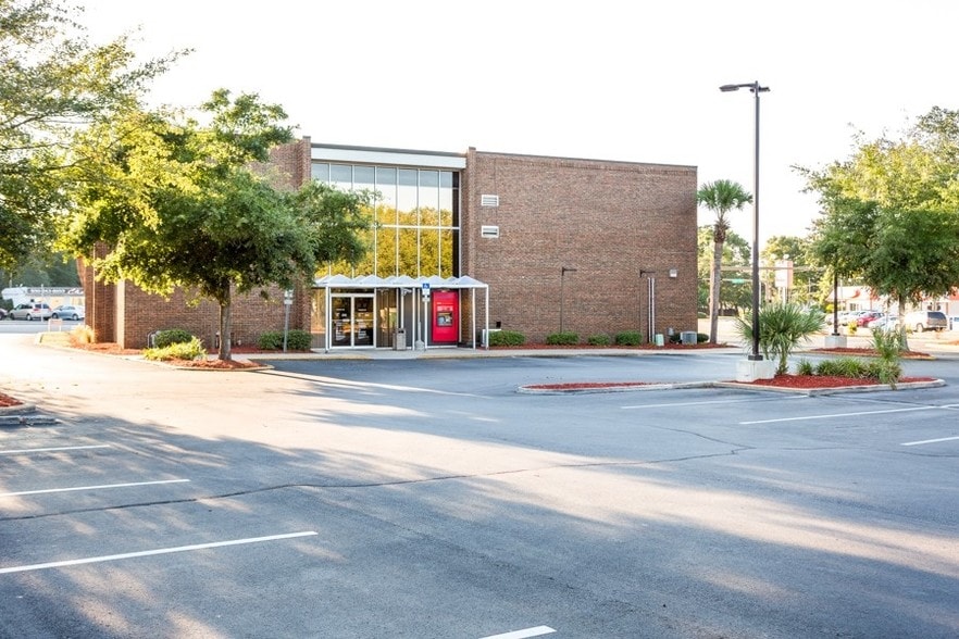 189 Eglin Pky NE, Fort Walton Beach, FL for lease - Building Photo - Image 3 of 9