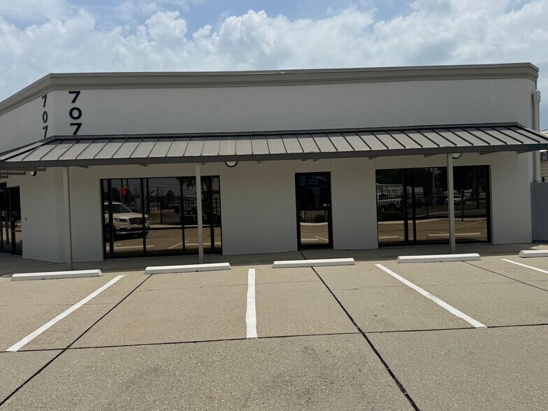 707 Grand Caillou Rd, Houma, LA for lease - Building Photo - Image 3 of 11