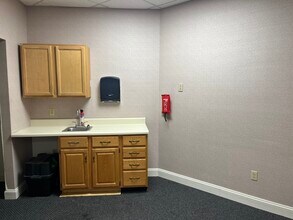 4775-4785 Linglestown Rd, Harrisburg, PA à vendre Photo intérieure- Image 2 de 7