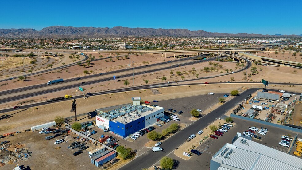 17006 S Weber Dr, Chandler, AZ à louer - Photo du bâtiment - Image 3 de 10