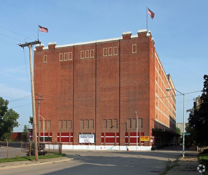 2030 Howard St, Detroit, MI for lease - Primary Photo - Image 1 of 9