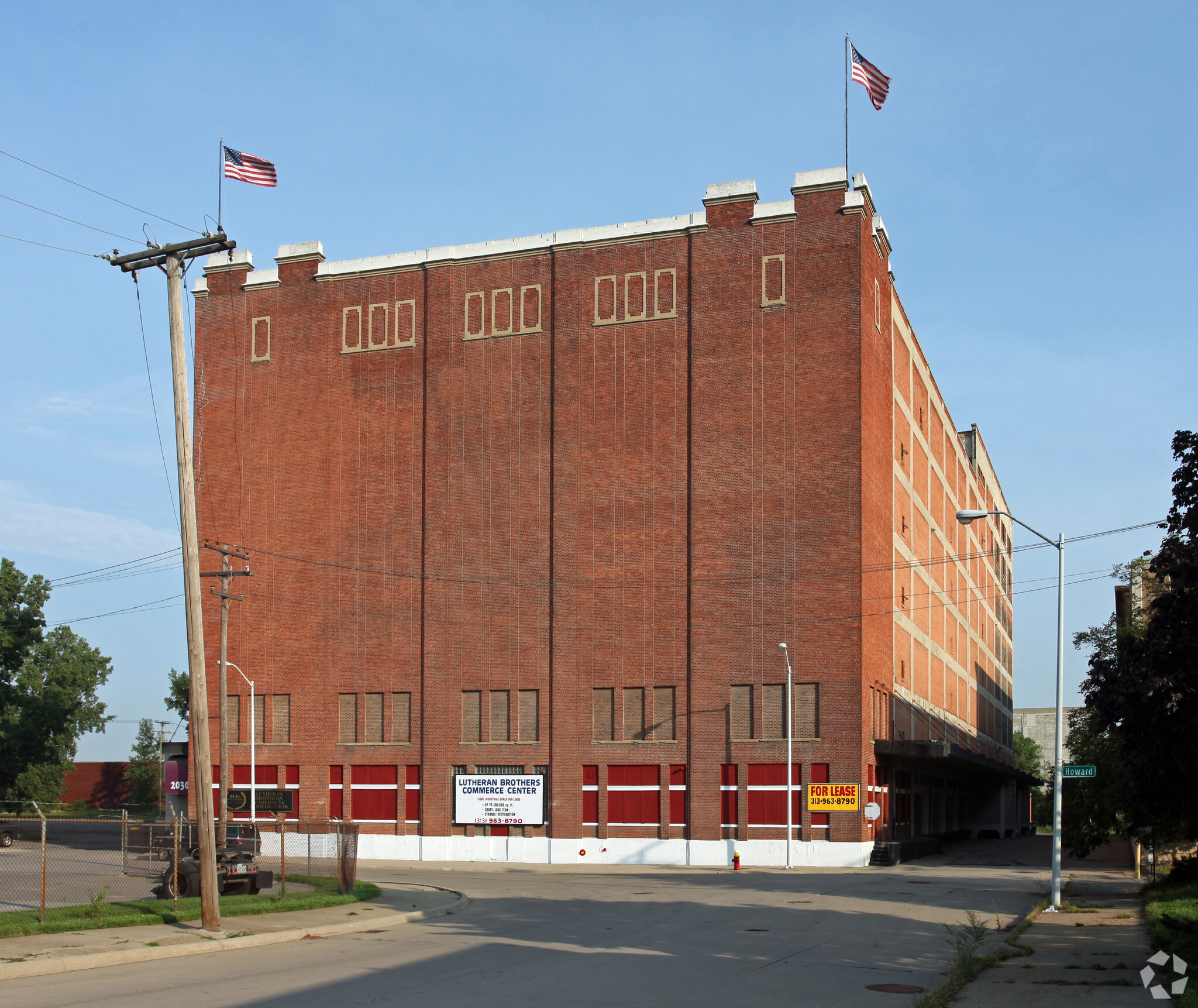 2030 Howard St, Detroit, MI for lease Primary Photo- Image 1 of 10