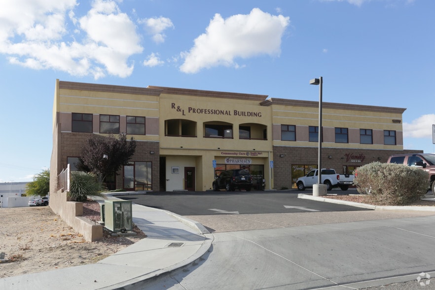16070 Tuscola Rd, Apple Valley, CA for lease - Primary Photo - Image 1 of 6