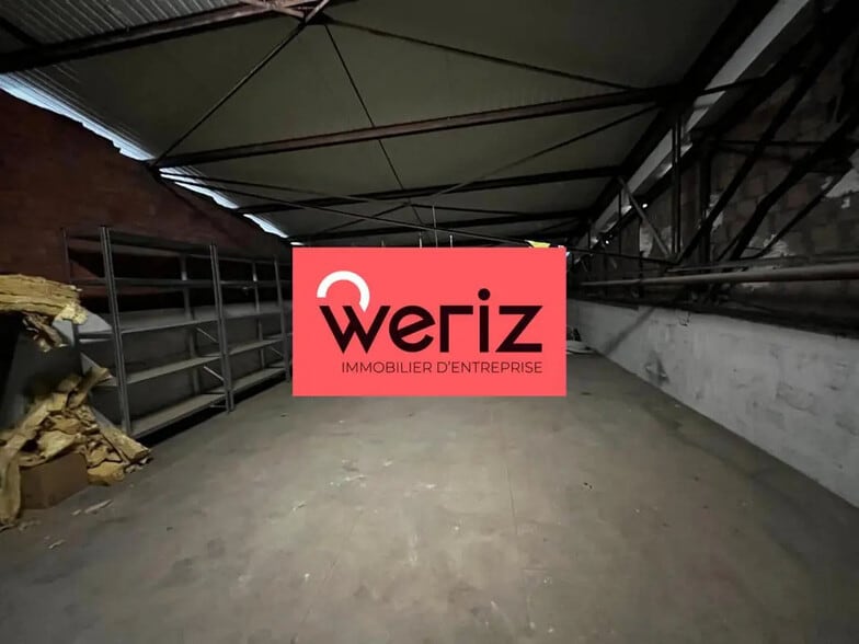 Flex in Marseille for lease - Interior Photo - Image 2 of 6