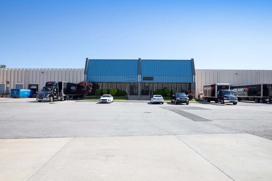 14401-14529 W 100th St, Lenexa, KS for lease - Building Photo - Image 2 of 10