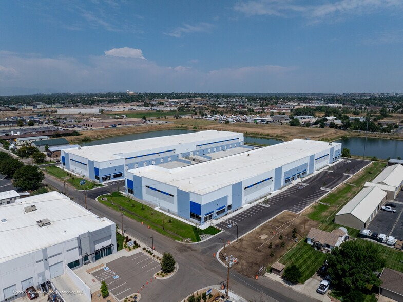 1051 E 73rd Ave, Denver, CO à vendre - Photo du bâtiment - Image 2 de 5