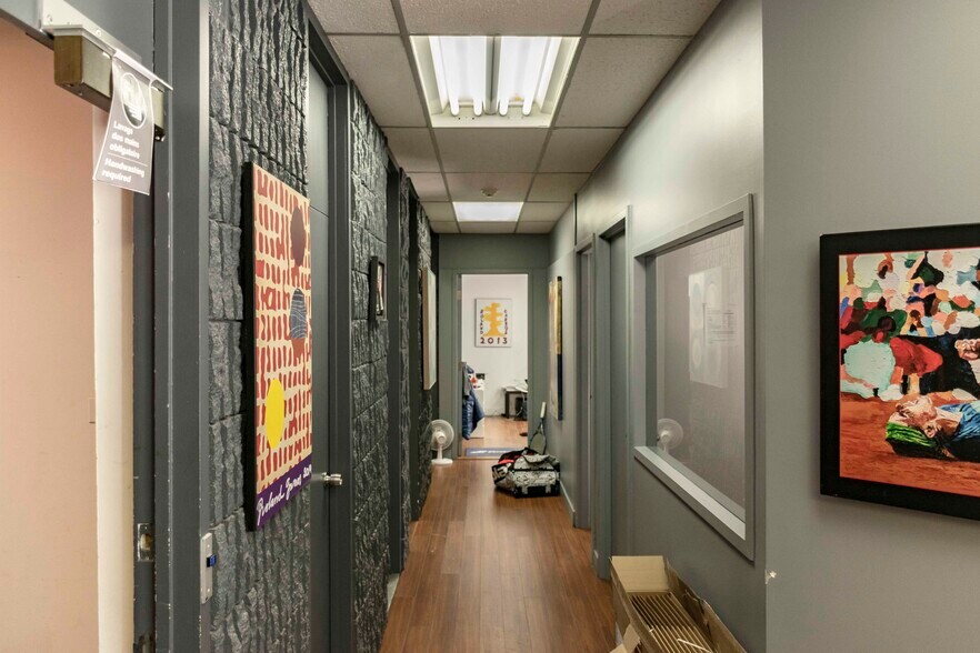 700-714 Ch Du Golf, Verdun, QC à vendre - Photo du bâtiment - Image 1 de 1