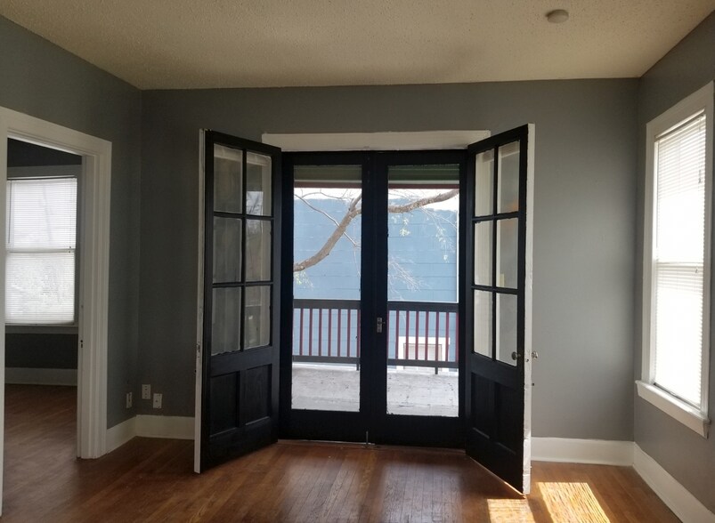 333 Natalen Ave, San Antonio, TX à vendre - Photo du bâtiment - Image 3 de 16