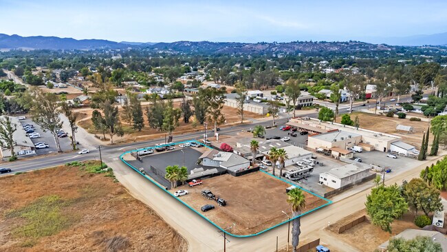 Plus de détails pour 2366 Main St, Ramona, CA - Bureau à vendre