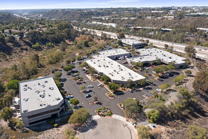 9765 Clairemont Mesa Blvd, San Diego, CA à louer - Aérien - Image 2 de 9