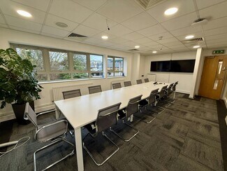 Plus de détails pour 1 Embankment Way, Ringwood - Industriel à louer