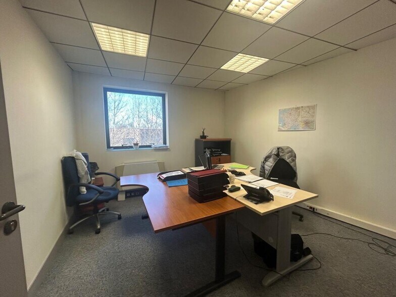 10 C Rue Paul Verlaine, Dijon for lease - Interior Photo - Image 3 of 10