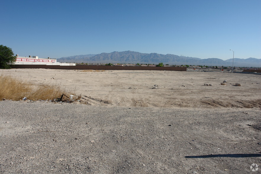 W Craig Rd, North Las Vegas, NV for lease - Primary Photo - Image 3 of 3