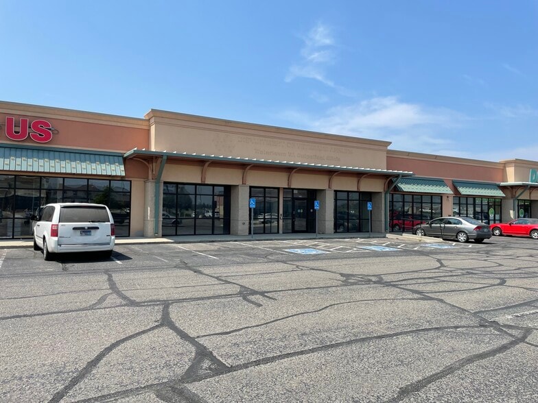 911 29th St SE, Watertown, SD for lease - Building Photo - Image 1 of 16