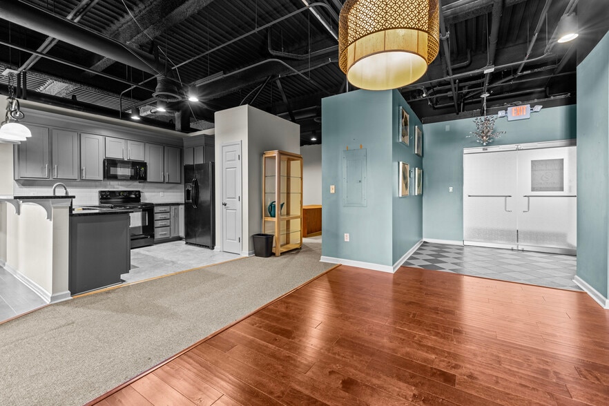 801 Poindexter St, Chesapeake, VA for sale - Interior Photo - Image 3 of 8