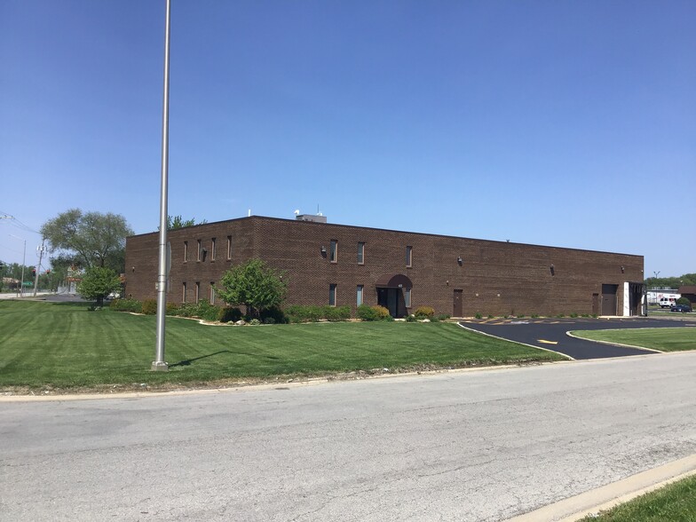 435 W 194th St, Glenwood, IL for lease - Building Photo - Image 3 of 31