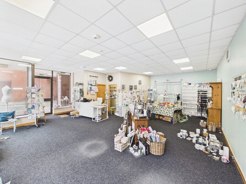 60 Kyle St, Ayr for lease - Building Photo - Image 3 of 6