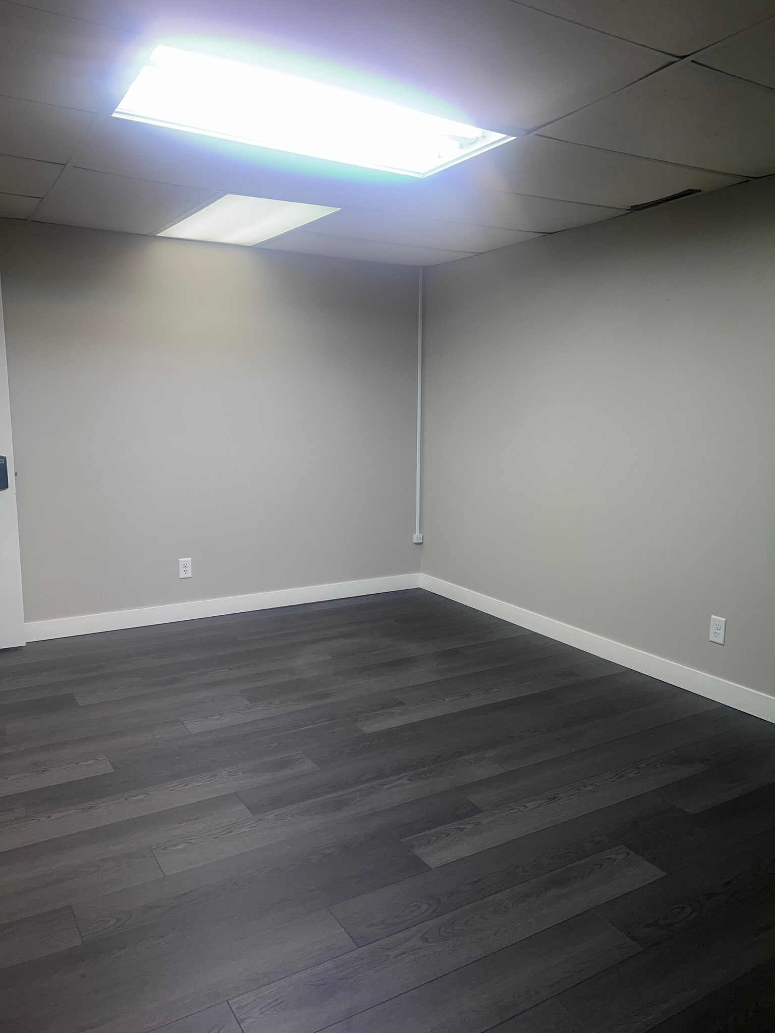 1202 N Broadway St, Menomonie, WI for lease Interior Photo- Image 1 of 3