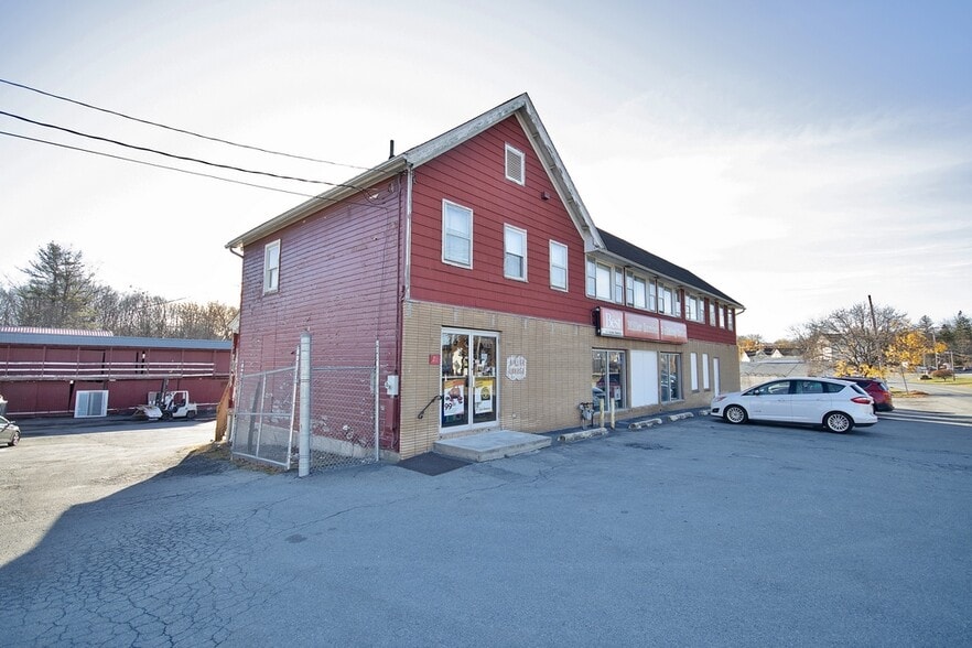 24 Sands Station Rd, Middletown, NY for sale - Building Photo - Image 3 of 20